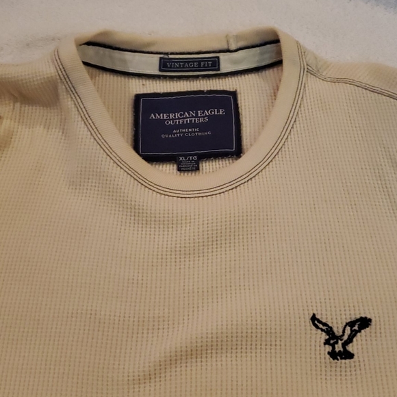 American Eagle Vintage Light Sweater - Picture 2 of 2